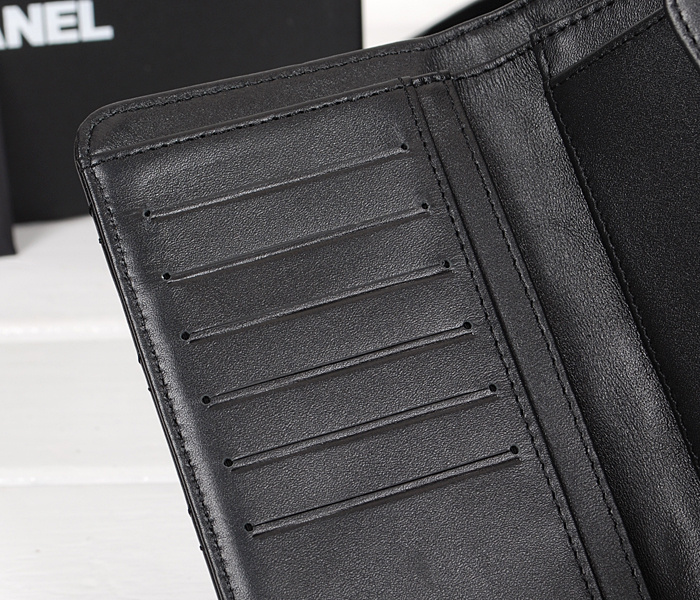 シャネルスーパーコピー 財布 マトラッセライン 長財布 ブラック A31506