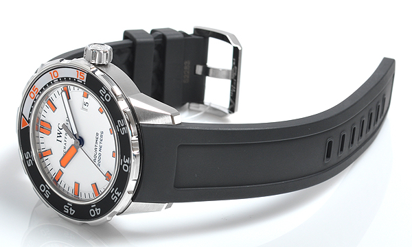 ＩＷＣスーパーコピー アクアタイマー オートマチック２０００ IW356807 ホワイト 