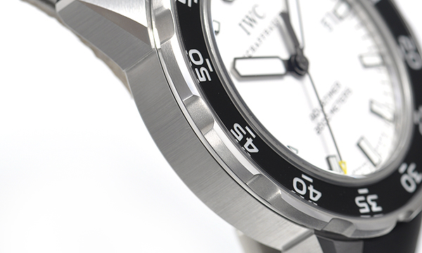 ＩＷＣスーパーコピー アクアタイマー オートマチック２０００ IW356811 ホワイト
