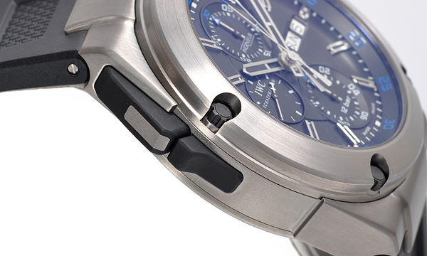 ＩＷＣスーパーコピー インヂュニア ダブルクロノグラフ IW376501 ブラック