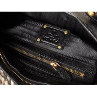 PRADA プラダスーパーコピー ヴィテロダイノ ショルダーバッグ（ブラック）BR3250
