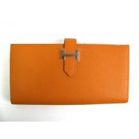 エルメススーパーコピー 二つ折長財布 ヴォーエプソン ベアンスフレ hq006 シルバー金具