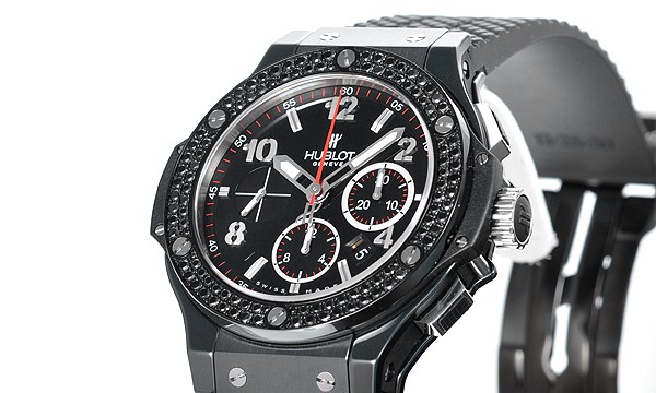 ウブロスーパーコピー ビッグバン ブラックマジック 301.CV.130.RX.110 ブラック