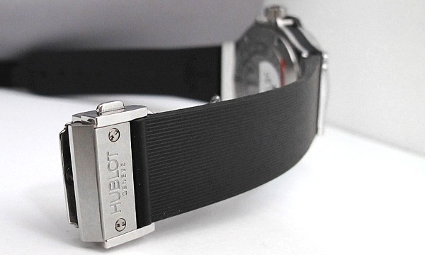 ウブロスーパーコピー ビッグバン ３８ スティールパヴェ 361.SX.1270. RX.1704