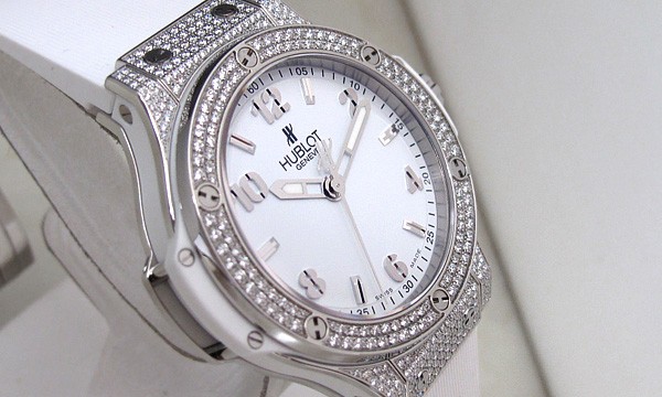 ウブロスーパーコピー ビッグバン サンモリッツ 361.SE.2010.RW.1704 ダイヤモンド