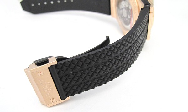 ウブロスーパーコピー ビッグバン 301.PX.130.RX.174 ピンクゴールド ブラック