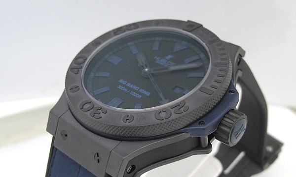 ウブロスーパーコピー ビッグバン キング オールブラックブルー 322.CI.1190.GR.ABB09 ブラック