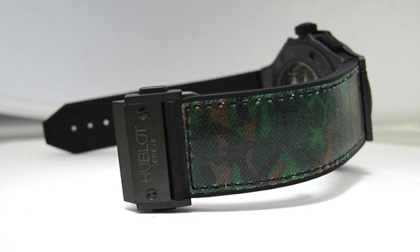 ウブロスーパーコピー コマンドバン ジャングル 301.CI.8610.NR セラミック