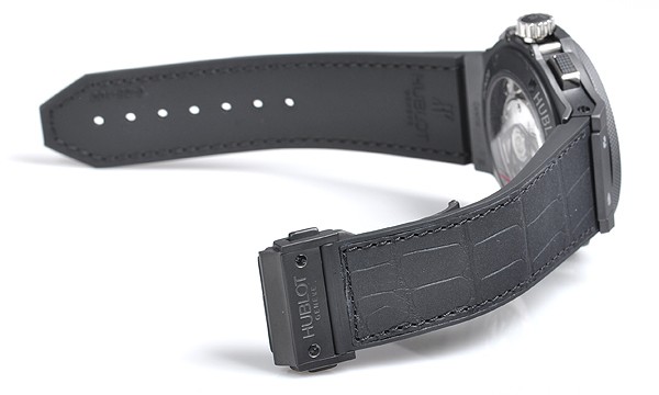 ウブロ ビッグバン アエロバン ブラックマジック 311.CI.1170.GR ブラック