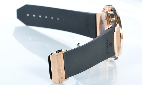 ウブロスーパーコピー ビッグバン アエロバン 310.PX.1180.RX.1104 ブラック