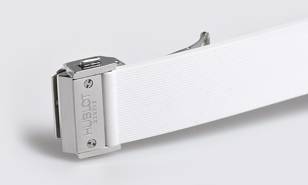 ウブロ ビッグバン スマイリングチルドレン 361.SE.2010.RW.1104.SMC08 ホワイト