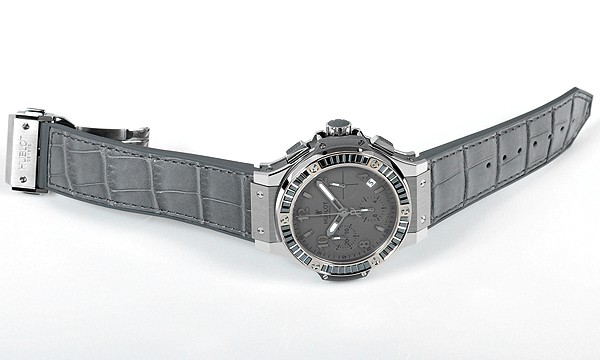 ウブロスーパーコピー ビッグバン アールグレイ ヘマタイト 342.ST.5010.LR.1912