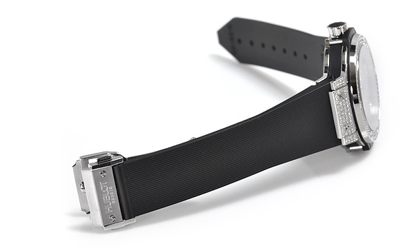 ウブロ ビッグバン ３８ スティール 361.SX.9010.RX.1704 ダイヤモンド ステンレス