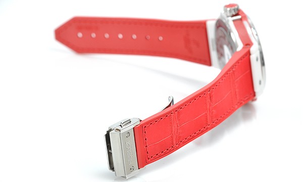 ウブロスーパーコピー ビッグバン イン レッド 361.HR.8120.LR.1104 レッド