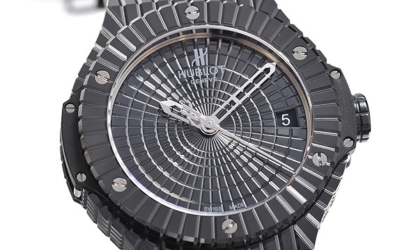 ウブロ ビッグバン ブラックキャビア ブラックセラミック 346.CX.1800.BR