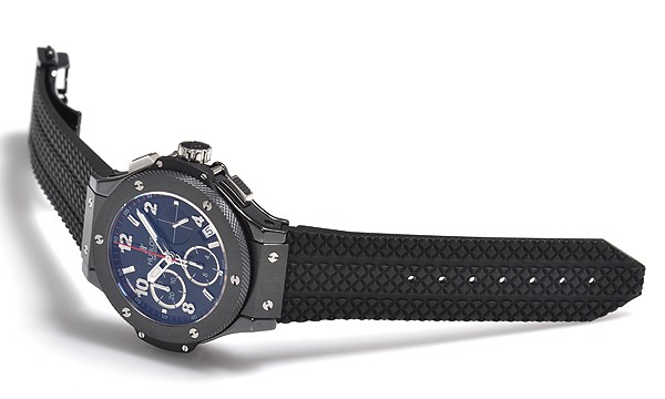 ウブロスーパーコピー ビッグバン ブラックマジック 341.CX.130.RX セラミック