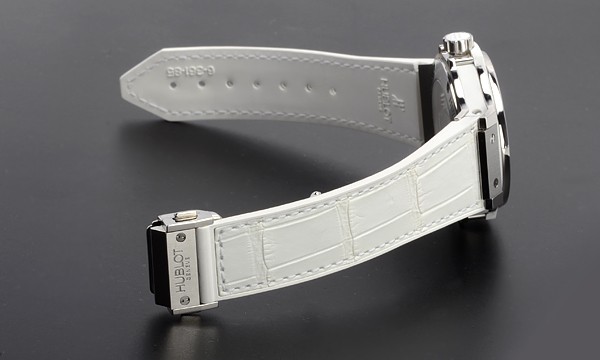 ウブロスーパーコピー ビッグバン 365.SE.2110.LR.1104 ステンレス ホワイト