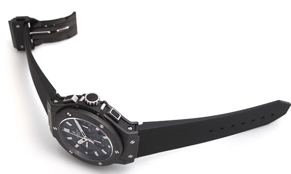 ウブロスーパーコピー ビッグバン エボリューション ブラックマジック 301.CI.1770.RX