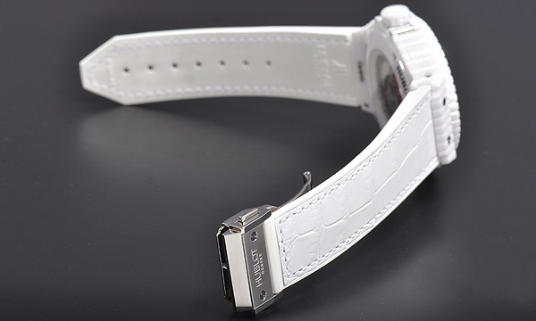 ウブロスーパーコピー ビッグバン ホワイトキャビア ホワイトセラミック 346.HX.2800.BR