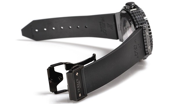 ウブロ ビッグバン ブラックキャビア ブラックセラミック 346.CX.1800.RX ブラック