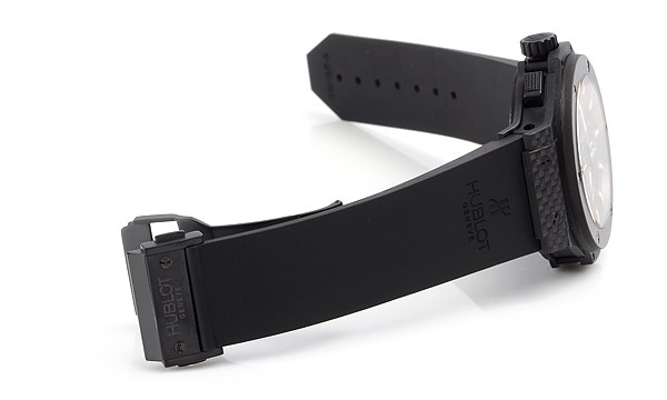 ウブロスーパーコピー ビッグバン アエロバン カーボン 311.QX.1124.RX ブラック