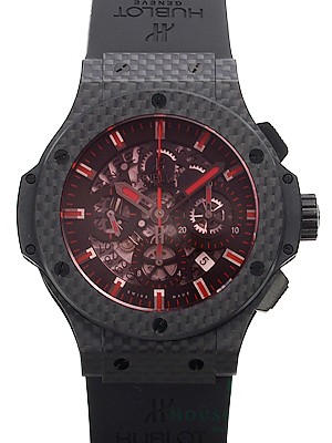 ウブロスーパーコピー ビッグバン アエロバン レッドマジックカーボン 311.QX.1134.RX ブラック