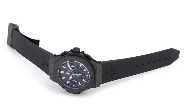 ウブロスーパーコピー ビッグバン カーボン 301.QX.1724.RX ブラック