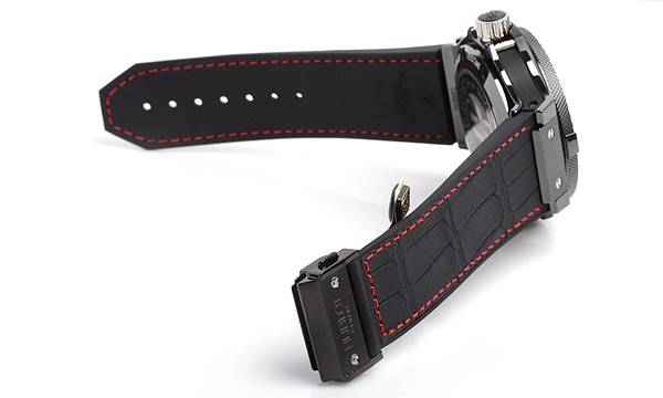 ウブロスーパーコピー ビッグバン キング レッドマジック 322.CI.1123.GR ブラック/レッド