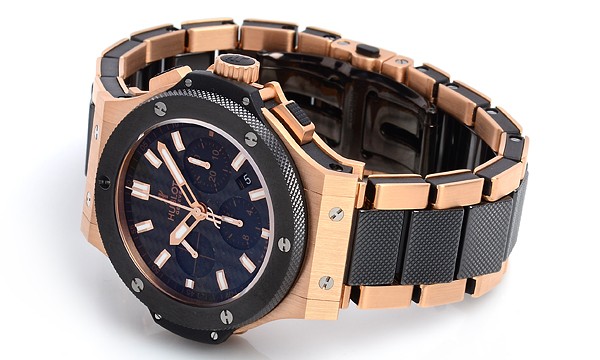 ウブロスーパーコピー ビッグバン エボリューション ゴールド 301.PM.1780.PM ブラック