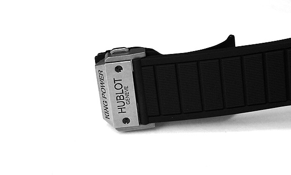 ウブロ キングパワー フドロワイヤント ジルコニウム 715.ZX.1127.RX.1704 ブラック