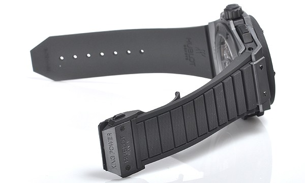 ウブロ キングパワー フドロワイヤント ブラックマジック 709.CI.1770.RX ブラック