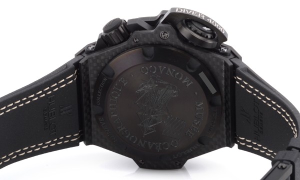 ウブロ オーシャノグラフィック ４０００オールカーボンデニム 731.QX.5190.GR