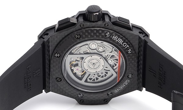 ウブロスーパーコピー キングパワー ウニコ オールカーボン 701.QX.0140.RX ブラック