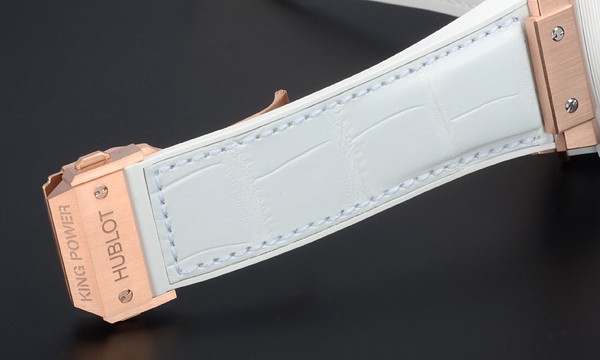 ウブロスーパーコピー キングパワー コスタ スメラルダ 710.OE.2123.GR.PCM12 ホワイト