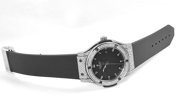 ウブロスーパーコピー クラシックフュージョン ジルコニウム パヴェ 542.ZX.1170.RX.1704