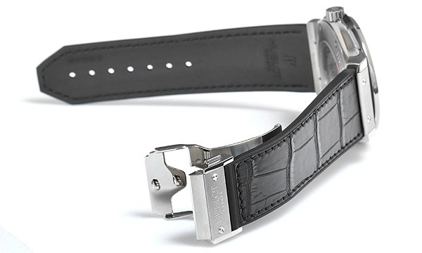 ウブロスーパーコピー クラシックフュージョン オパーリンジルコニウム 511.ZX.2610.LR