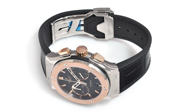 ウブロスーパーコピー クラシックフュージョン チタニウム キングゴールド クロノグラフ 521.NO.1180.LR