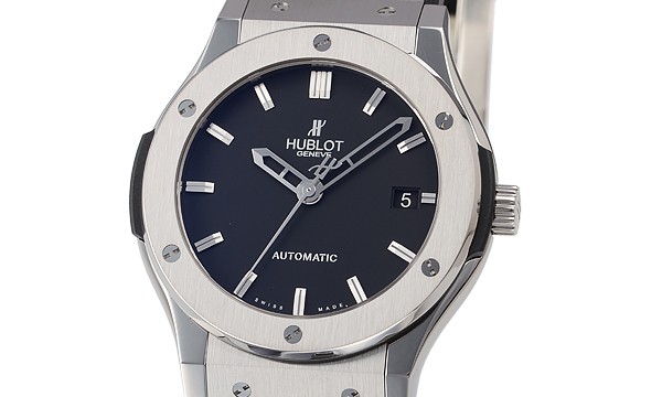 ウブロスーパーコピー クラシックフュージョン 511.NX.1170.RX ブラック 自動巻き