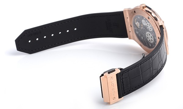 ウブロ クラシックフュージョン クラシコ ウルトラシン スケルトン キングゴールド 515.OX.0180.LR