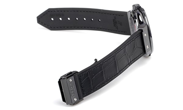 ウブロスーパーコピー クラシックフュージョン セラミック 565.CM.1110.LR ブラック