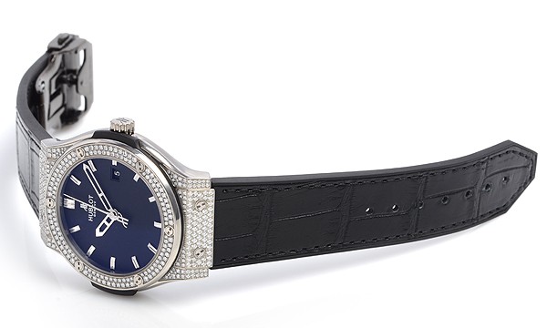 ウブロスーパーコピー クラシックフュージョン ジルコニウム パヴェ 542.ZX.1170.LR.1704