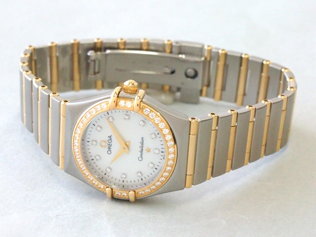 オメガスーパーコピー コンステレーション 1277.75 ベゼルダイヤ 12Pダイヤ ホワイトシェル