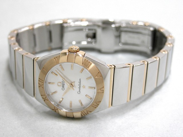 オメガ OMEGA コンステレーション 123.20.24.60.05.004 SS/YG クォーツ ホワイトシェル