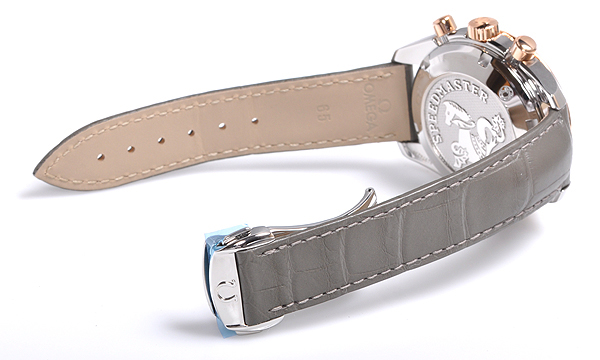 オメガスーパーコピー スピードマスター オートマチック 324.28.38.40.06.001 レディース