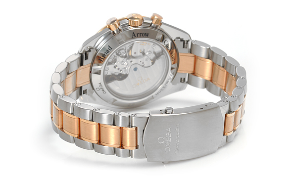 オメガスーパーコピー スピードマスター ブロードアロー 50周年モデル 321.90.42.50.13.001