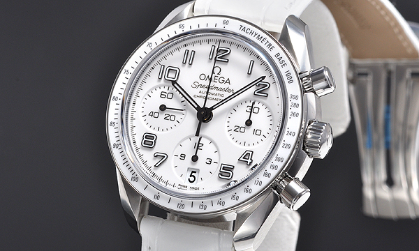 オメガスーパーコピー スピードマスター 324.33.38.40.04.001 レディース ホワイト