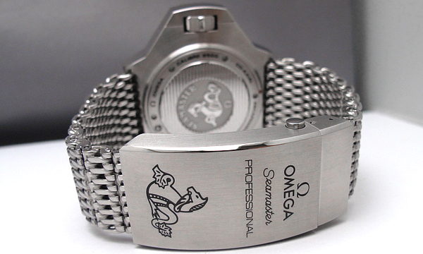 オメガスーパーコピー シーマスター プロプロフ１２００ 224.30.55.21.01.001 ブラック