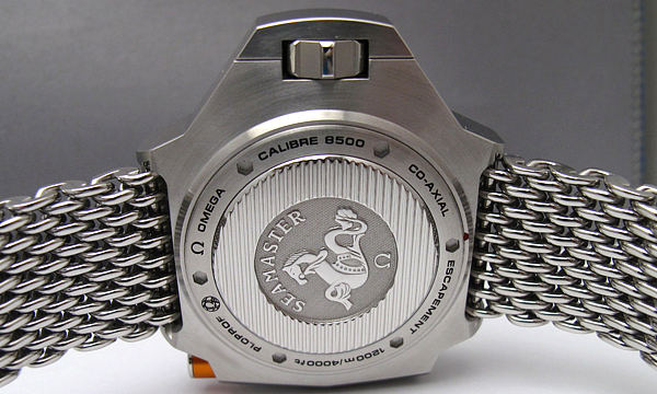 オメガスーパーコピー シーマスター プロプロフ１２００ 224.30.55.21.01.001 ブラック