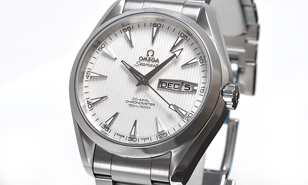 オメガスーパーコピー シーマスター コーアクシャル アクアテラ アニュアルカレンダー 231.10.43.22.02.001