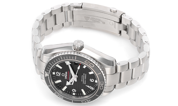 オメガスーパーコピー シーマスター プラネットオーシャン007 232.30.42.21.01.004 ブラック